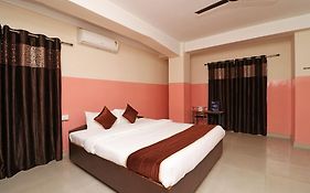 Hotel O Prabha Palace Lodge